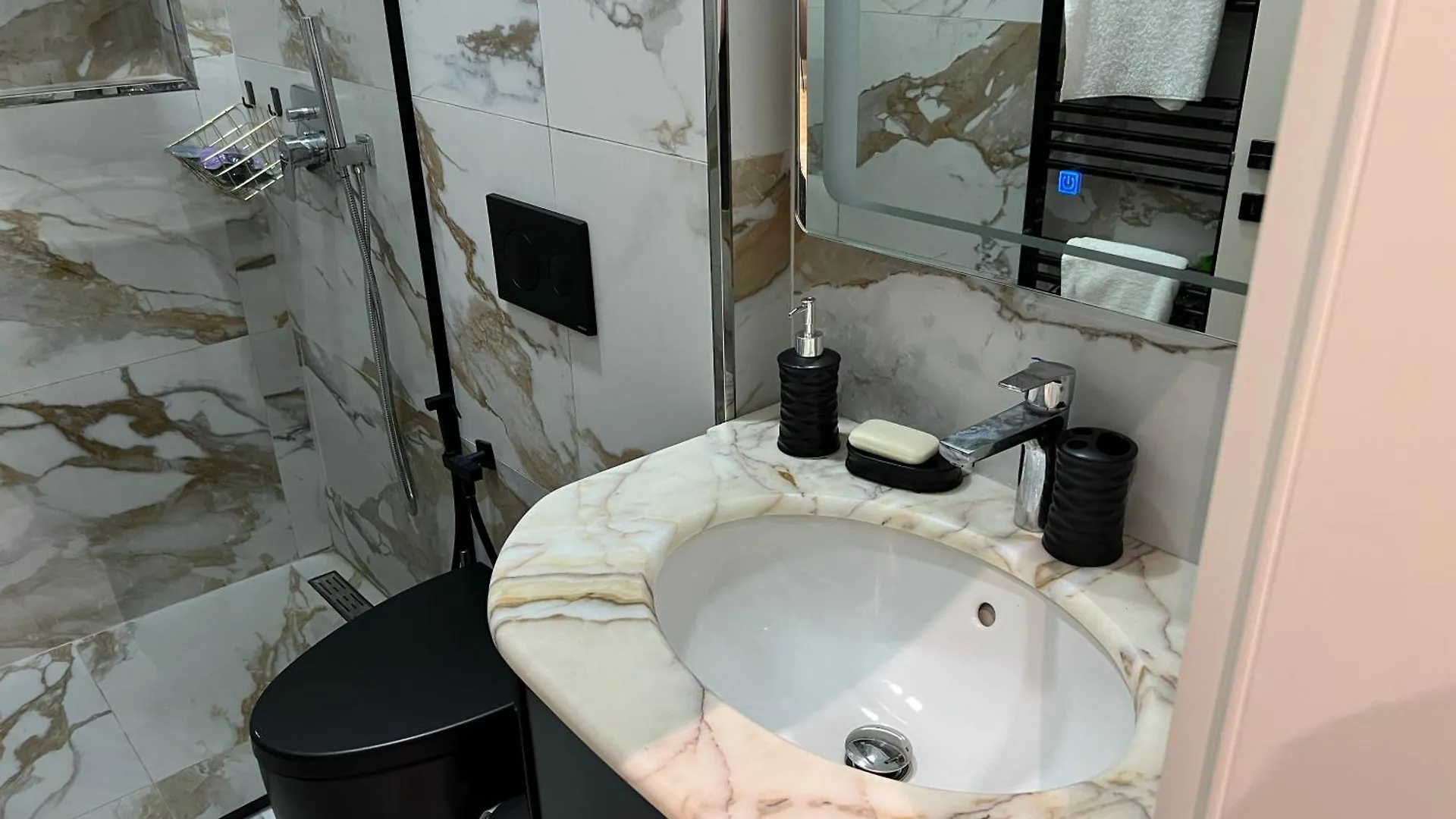 Tirana Center Retreat Apartment